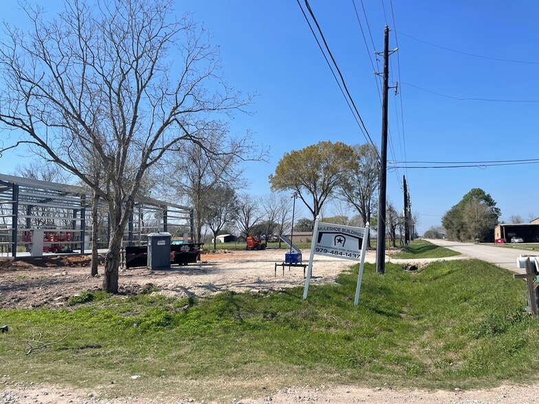 More Photos Of 1212 Cottonwood Church Rd, Rosenberg Warehouse For Lease