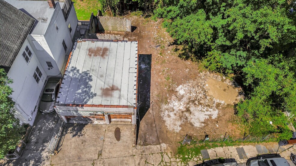 More Photos Of 79 William St, Yonkers Land For Sale