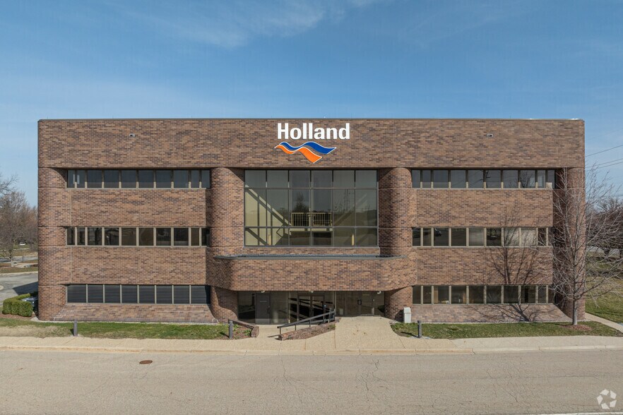 More Photos Of 700 & 734 S Waverly Rd, Holland Office For Sale