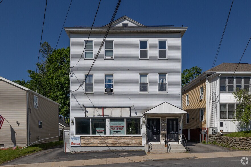 Primary Photo Of 255 Main St, Gardner Apartments For Lease