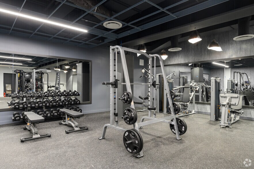 More Photos Of 515 King St, Alexandria Office For Lease