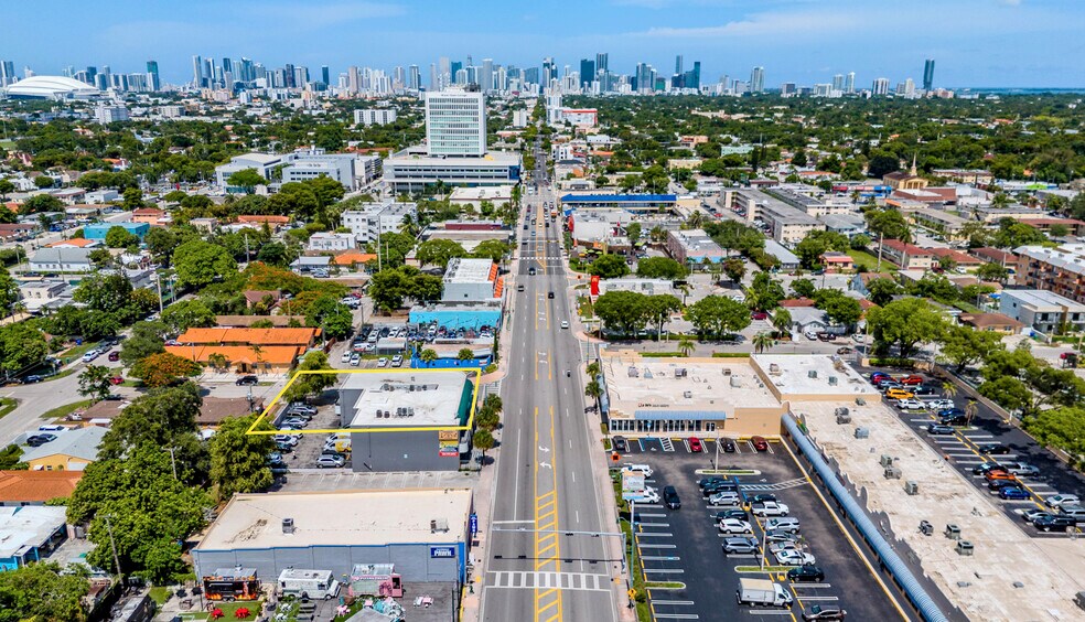 More Photos Of 2953-2955 SW 8th St, Miami Storefront Retail Office For Lease