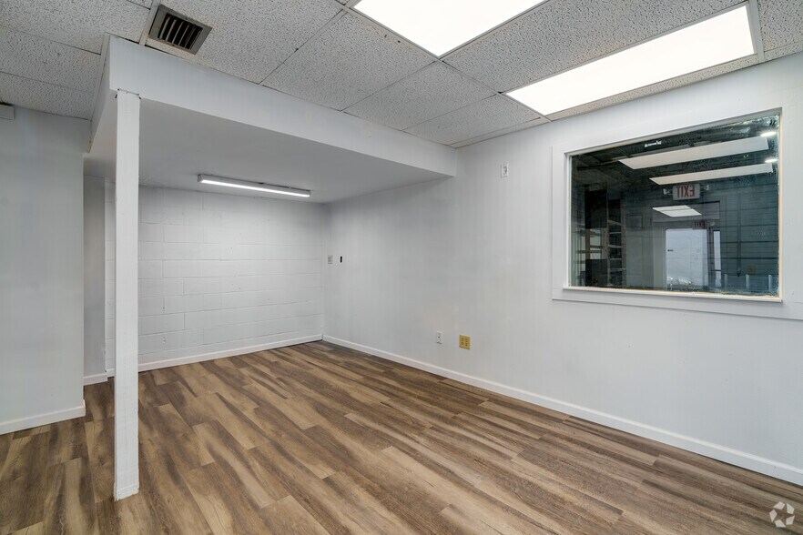 More Photos Of 2510 Kirby Cir NE, Palm Bay Unknown For Lease