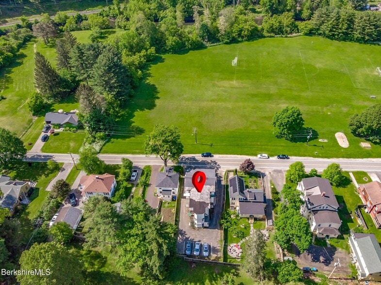 More Photos Of 13 Park St, Stockbridge Apartments For Sale