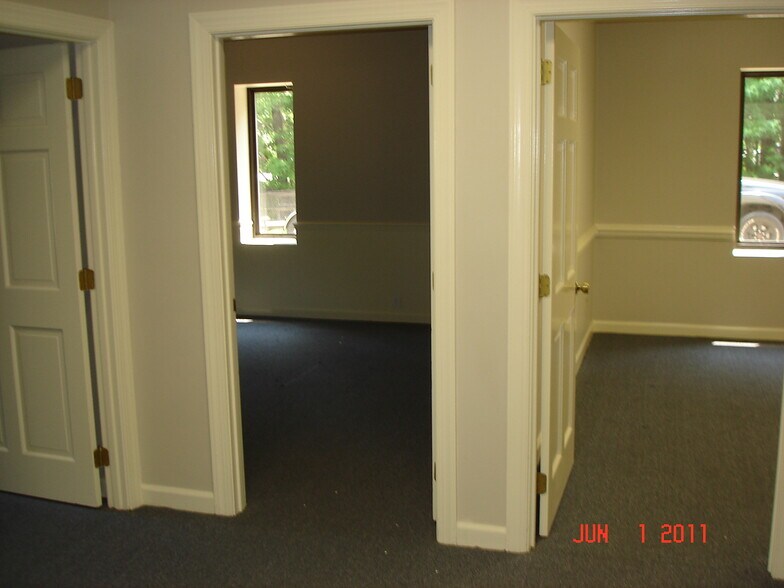 More Photos Of 201 Production Dr, Yorktown Distribution For Lease