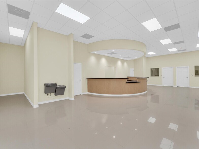 More Photos Of 3301 NW 107th Ave, Miami Research And Development For Lease