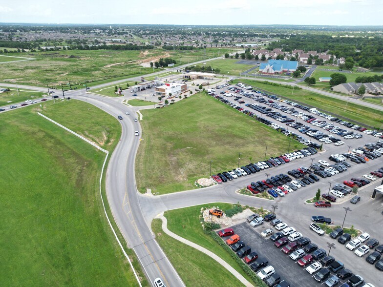 More Photos Of 10596 Owasso Expressway and 106th Street North St, Owasso Land For Sale