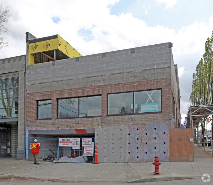 More Photos Of 3106 Cambie St, Vancouver Restaurant For Sale