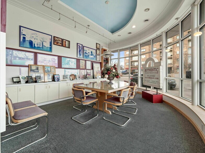 More Photos Of 740 Grand Ave, Saint Paul Storefront Retail Office For Lease