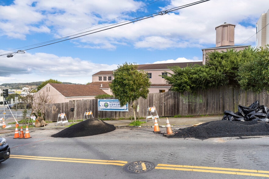 More Photos Of 6555 Geary Blvd, San Francisco Religious Facility For Sale