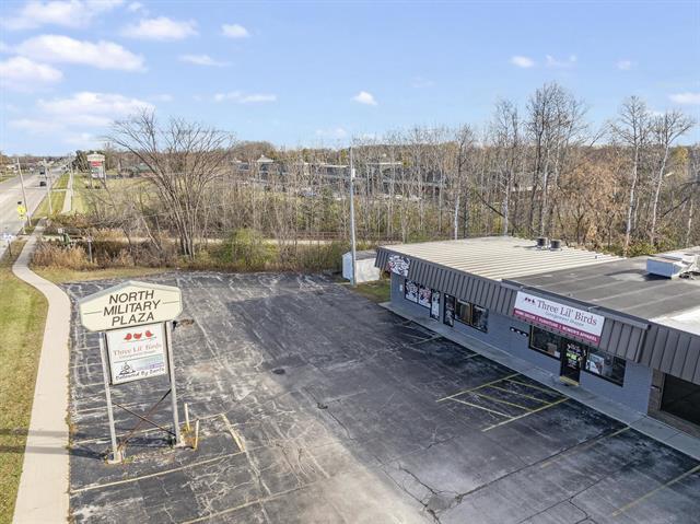 More Photos Of 340-348 N Military Ave, Green Bay Freestanding For Sale