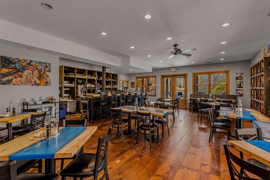 More Photos Of 3093 US Highway 64 E, Sapphire General Retail For Sale