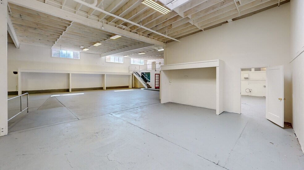 More Photos Of 4020 San Pablo Dam Rd, El Sobrante Warehouse For Sale