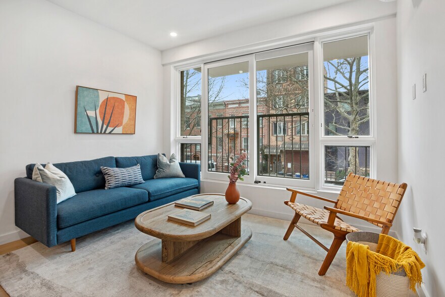 More Photos Of 684 Leonard St, Brooklyn Apartments For Sale