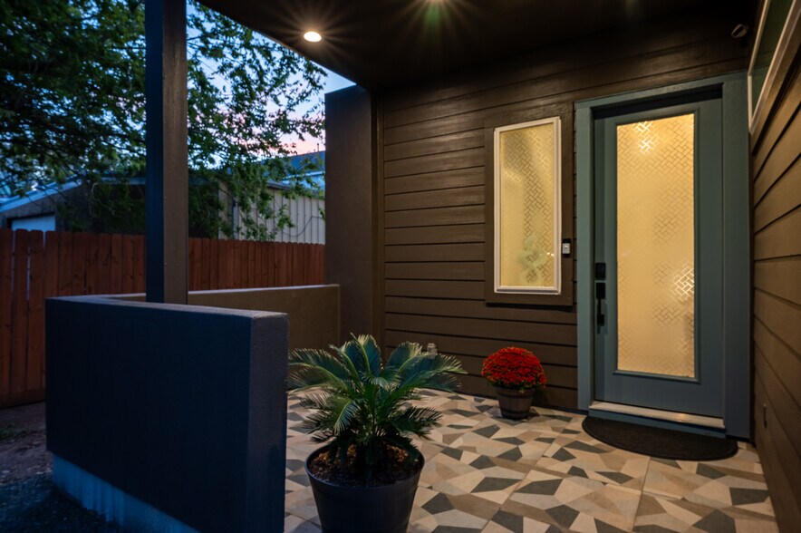 More Photos Of , Houston Multifamily For Sale