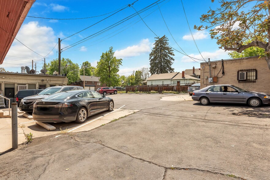 More Photos Of 4407 Federal Blvd, Denver Freestanding For Sale