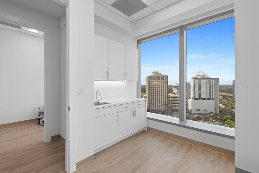 More Photos Of 8950 SW 74th Ct, Miami Medical For Lease