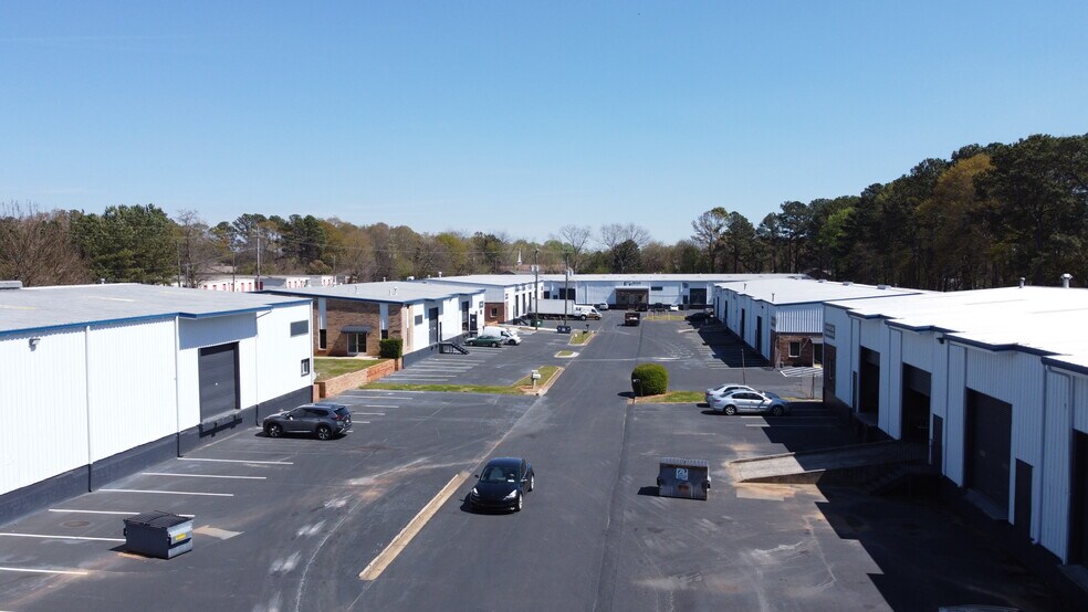 More Photos Of 1701-1761 McCoba Dr SE, Smyrna Distribution For Lease