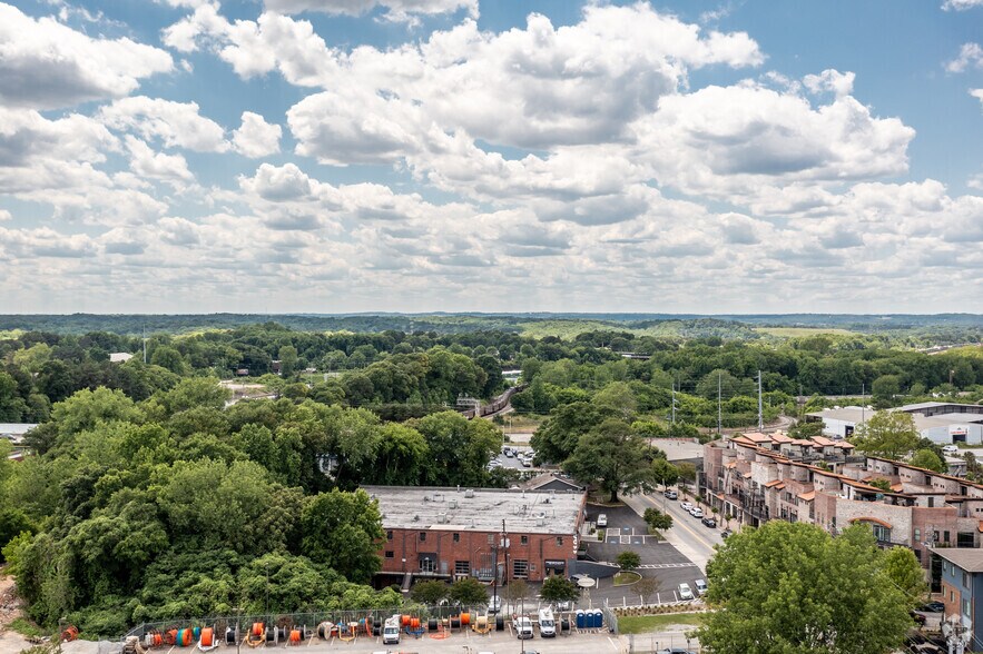 More Photos Of 1190-1194 Huff Rd NW, Atlanta Showroom For Lease