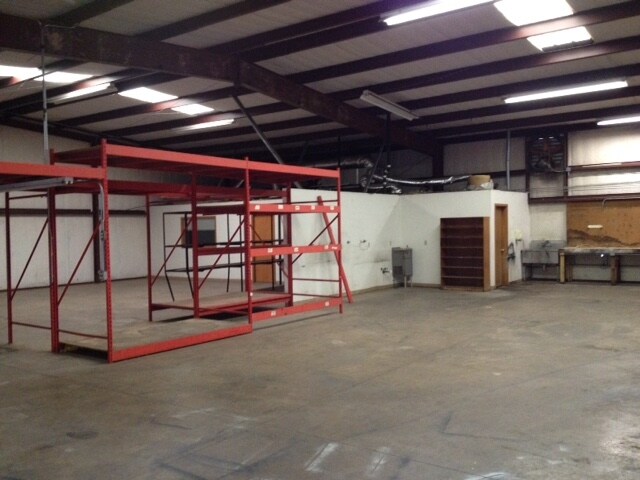 More Photos Of 1703 E Whaley St, Longview Industrial For Sale
