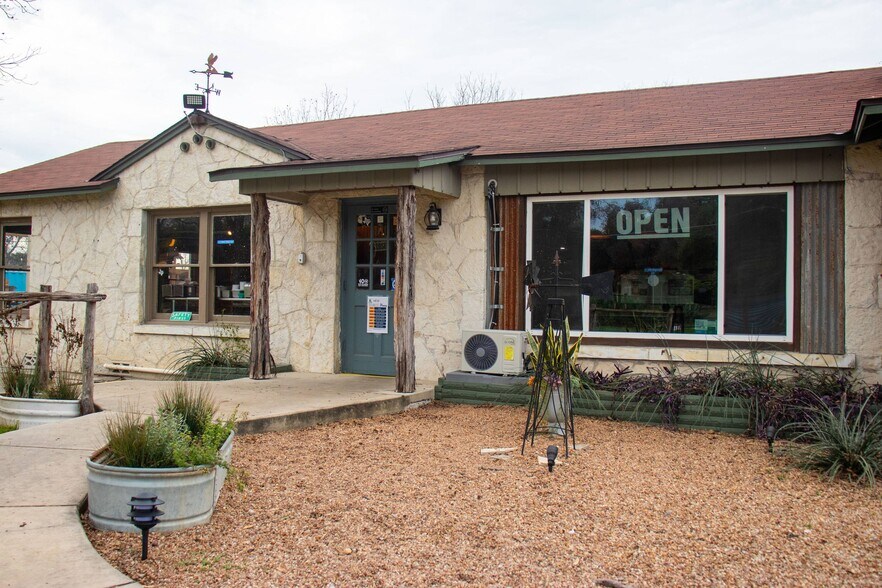 More Photos Of 2769 Nacogdoches Rd, San Antonio General Retail For Sale