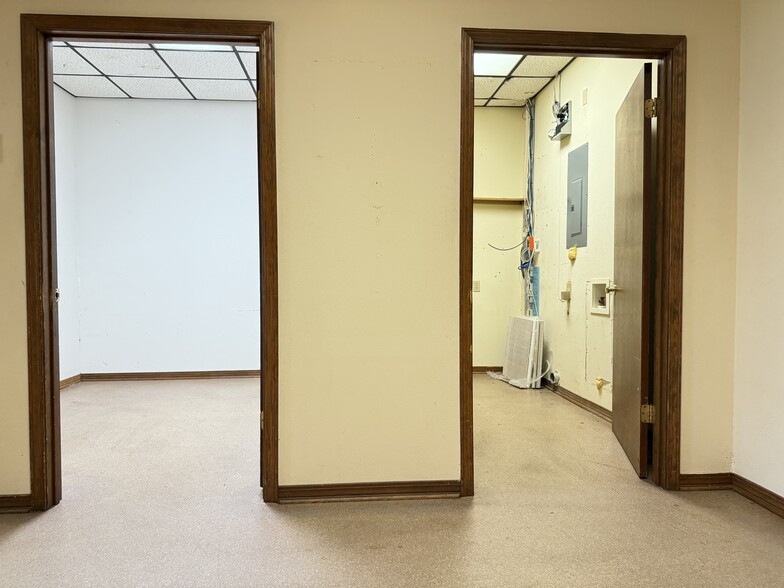 More Photos Of 803 Beverly Pky, Pensacola Parking Lot For Sale