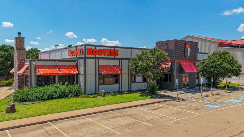 More Photos Of 3701 Call Field Rd, Wichita Falls Restaurant For Lease