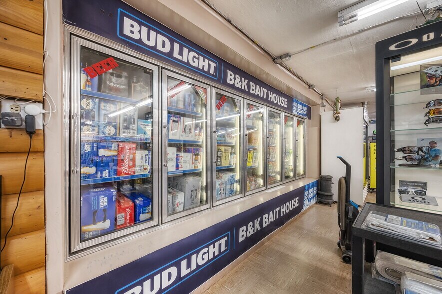 More Photos Of 10277 N 2130 Rd, Foss Convenience Store For Sale