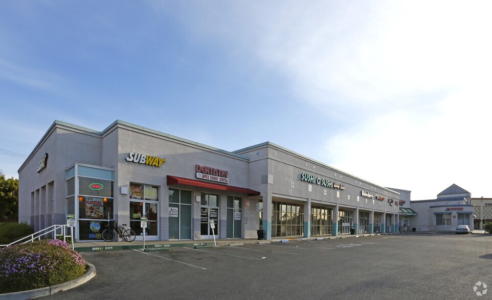 More Photos Of 2765-2775 El Camino Real, Santa Clara Freestanding For Lease