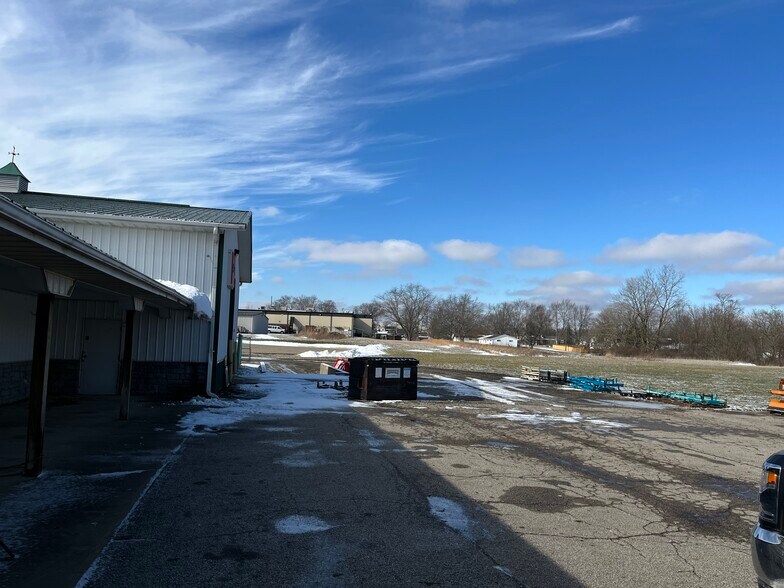 More Photos Of 653 Home Rd N, Mansfield Warehouse For Sale