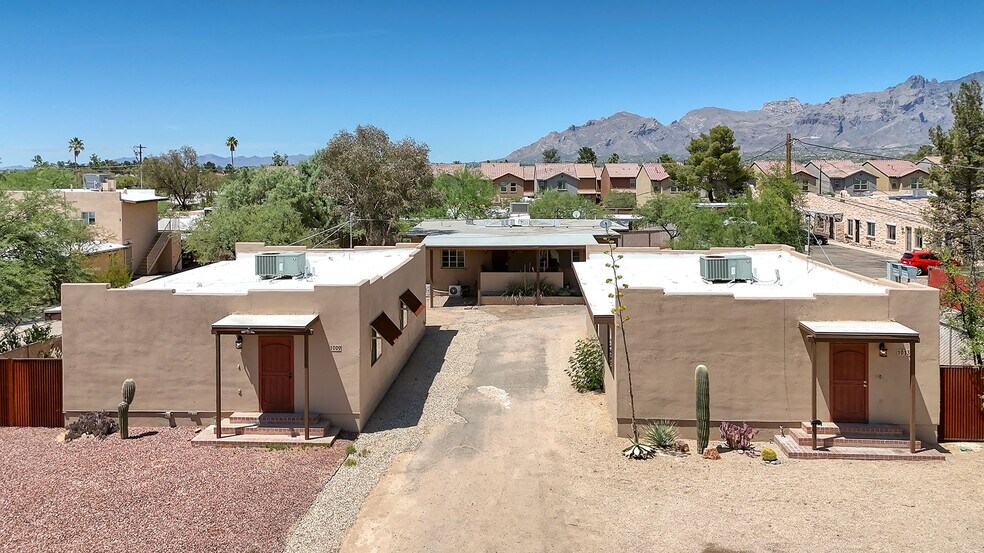 Primary Photo Of 1011 E Halcyon Rd, Tucson Apartments For Sale