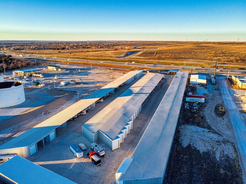 More Photos Of 6200 E Interstate 20, Aledo Flex For Lease