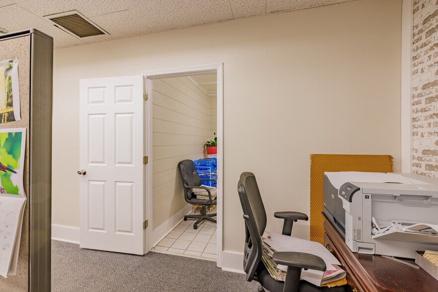 More Photos Of 218 Gay St, Erwin Loft Creative Space For Sale