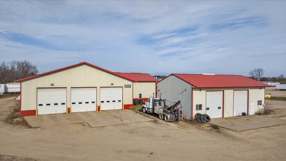 More Photos Of 7918 Partridge Rd, Eau Claire Warehouse For Sale
