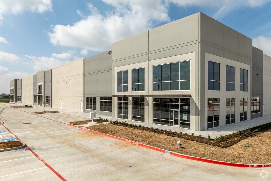 More Photos Of 3000 Mark IV Pky, Fort Worth Unknown For Lease