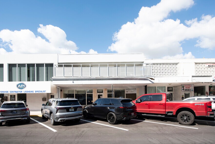More Photos Of 3425 Galt Ocean Dr, Fort Lauderdale Storefront Retail Office For Lease