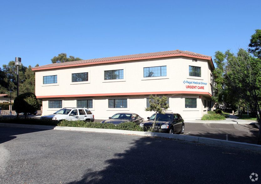 Primary Photo Of 2755 Alamo St, Simi Valley Medical For Sale