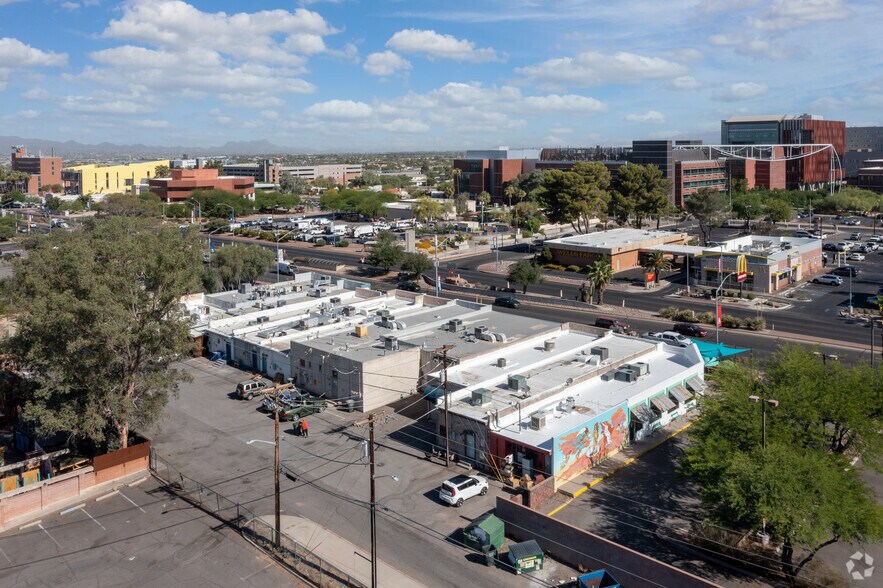 More Photos Of 1712 E Speedway Blvd, Tucson Freestanding For Lease