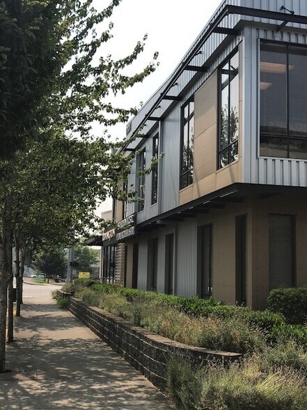 Primary Photo Of 17121 SE 270th Pl, Covington Office For Lease