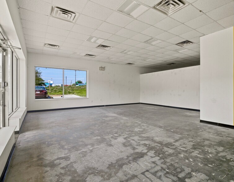 More Photos Of 505-601 Jermor Ln, Westminster Unknown For Lease