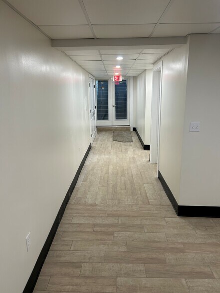 More Photos Of 775 Freeport Rd, Cheswick Restaurant For Sale