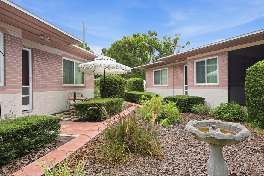 More Photos Of 642 Harwood St, Orlando Apartments For Sale