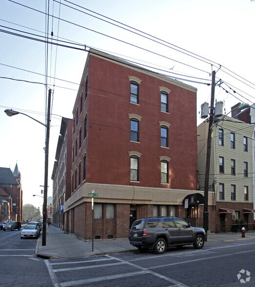 More Photos Of 331 Grand St, Hoboken Office Residential For Lease