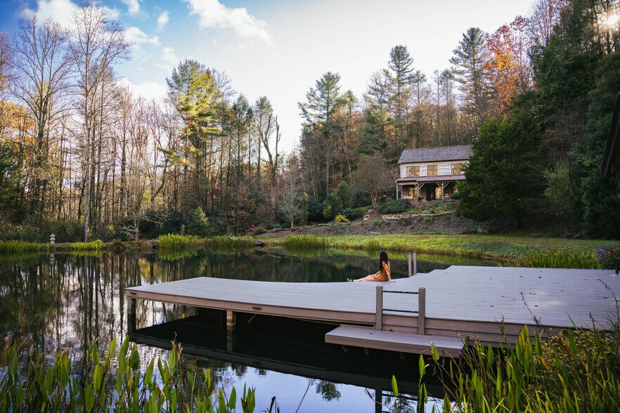 Primary Photo Of 111 Fiddlehead Ln, Zirconia Specialty For Sale