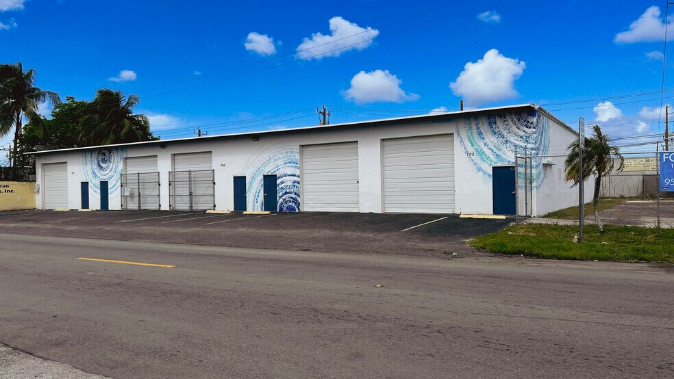 Primary Photo Of 702-710 NW 9th ave, Fort Lauderdale Warehouse For Lease