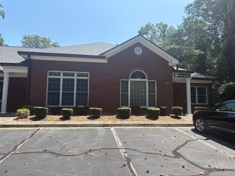 More Photos Of 701-704 Bombay Ln, Roswell Office For Lease