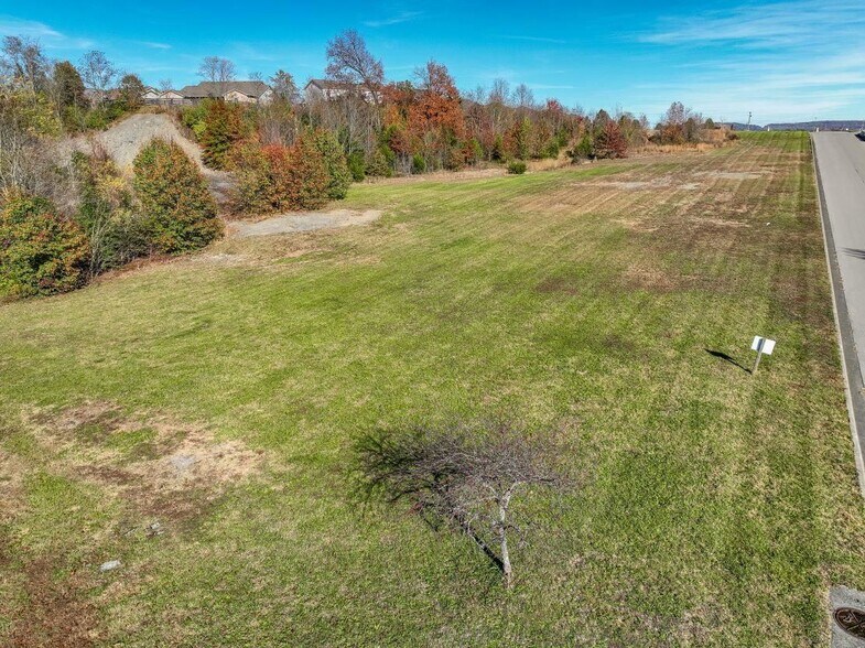 More Photos Of 400 Nandino Cir, Berea Land For Sale