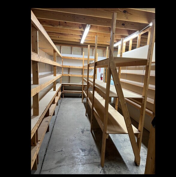 More Photos Of 3445 SW 6th St, Ocala Manufacturing For Lease