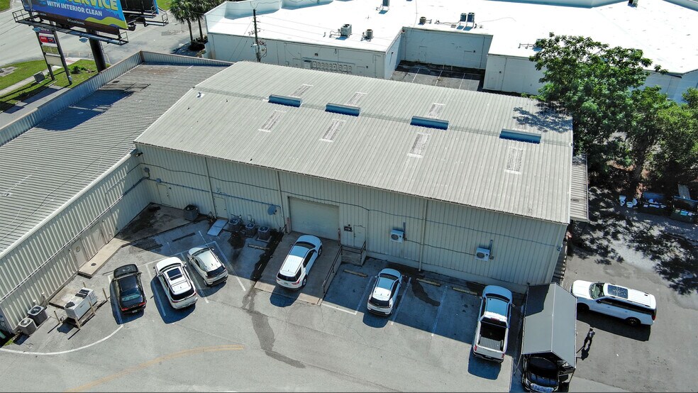 More Photos Of 2182-2188 E Semoran Blvd, Apopka Flex For Lease