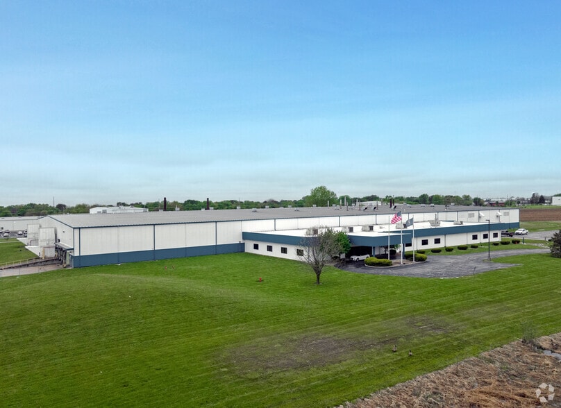 More Photos Of 1450 Commerce Pky, Franklin Manufacturing For Lease